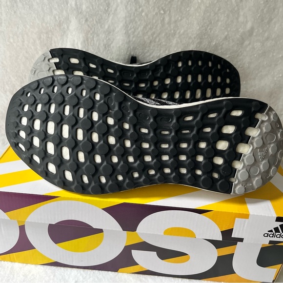 Adidas Women Pure Boost Running Athletic Sneakers Size 8 1/2 - Picture 4 of 6